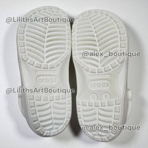 Crocs Classic Clogs White Betty Boop Charms Shoes(F031)-Size 6/8 for Unisex - Picture 9 of 12